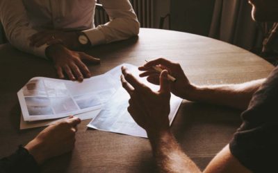 4 Factors to Consider When Selecting a Recruiter to Lead Your Search